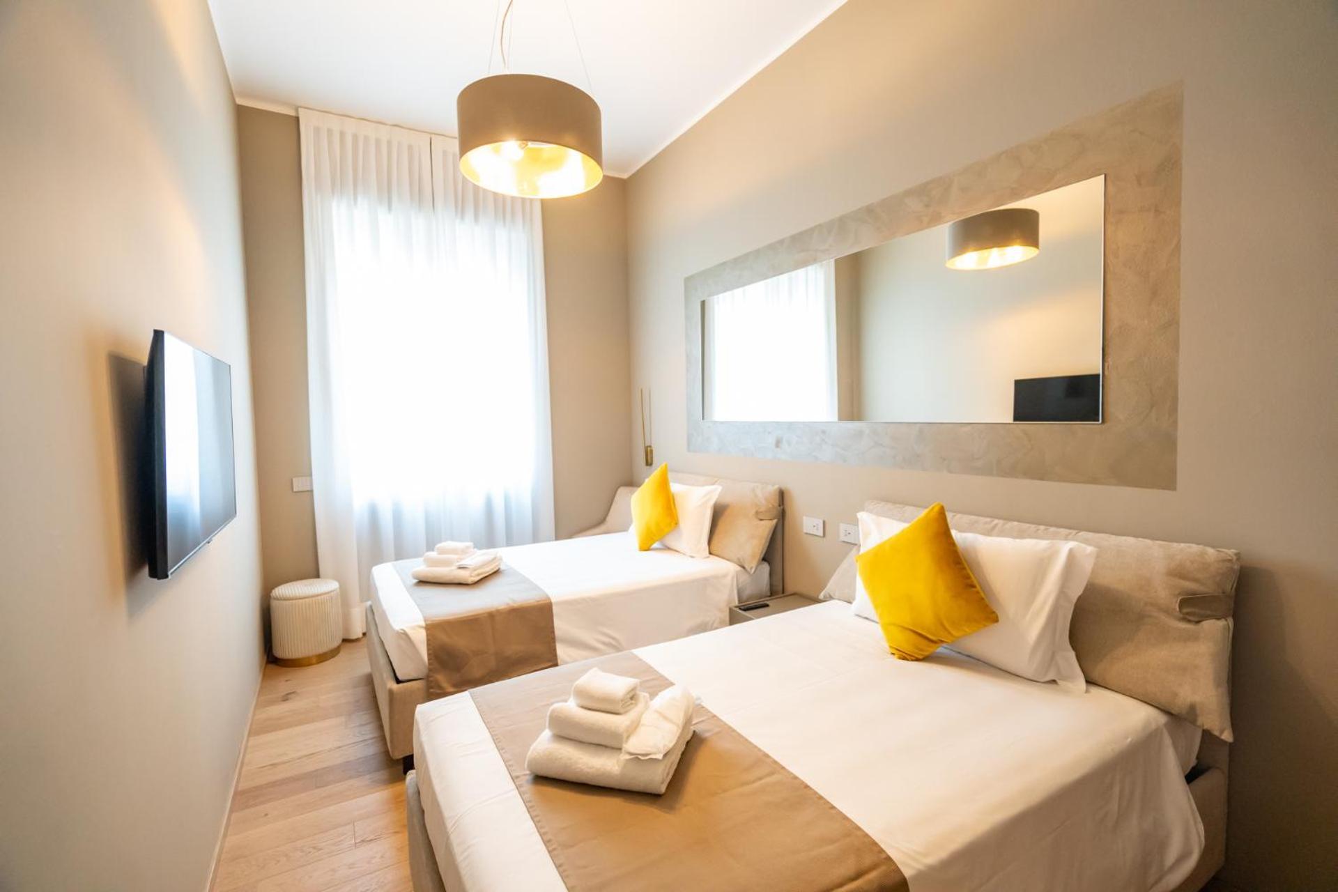 Heart Milan Apartments Duomo Missori Ngoại thất bức ảnh