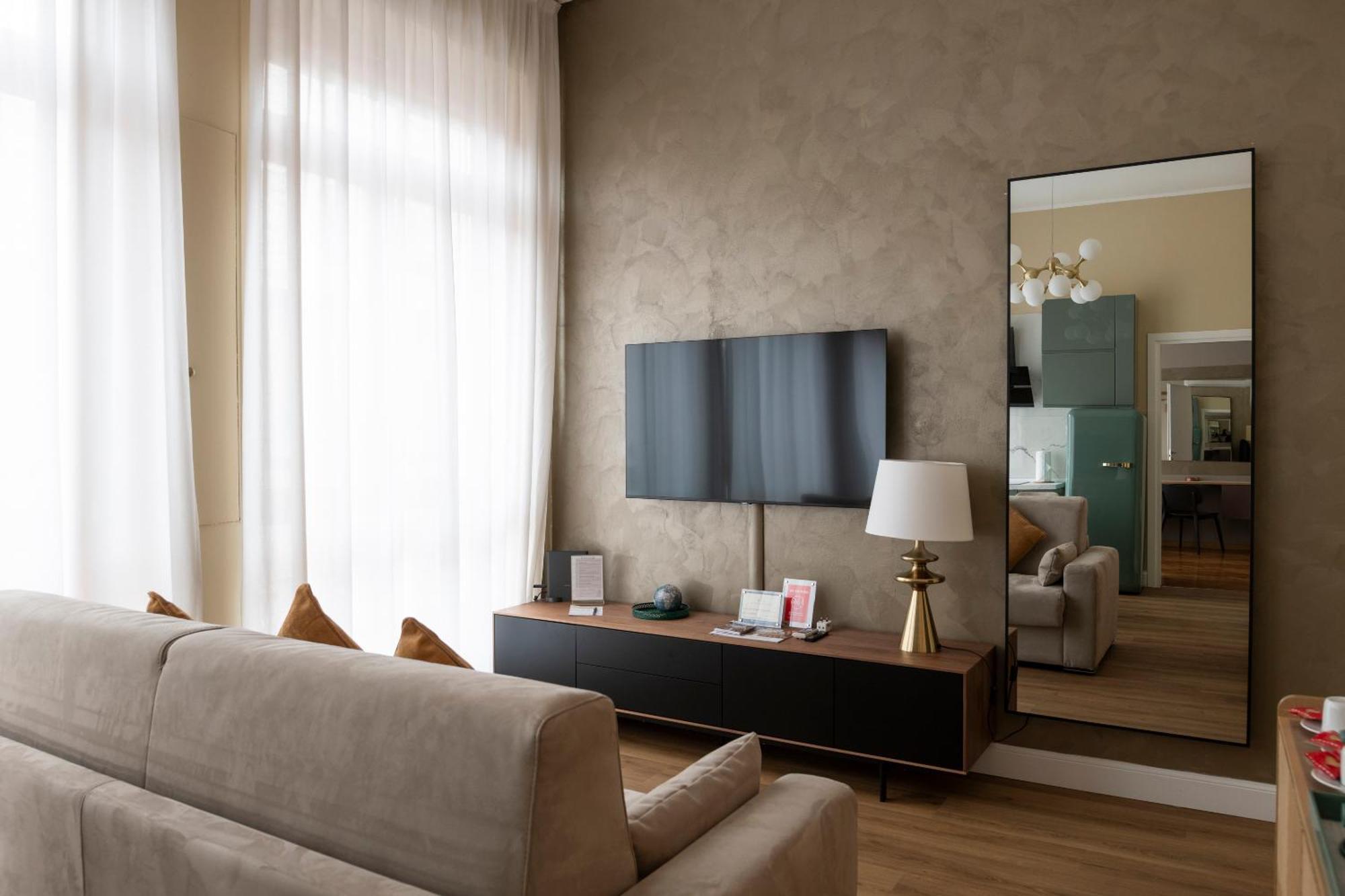 Heart Milan Apartments Duomo Missori Ngoại thất bức ảnh