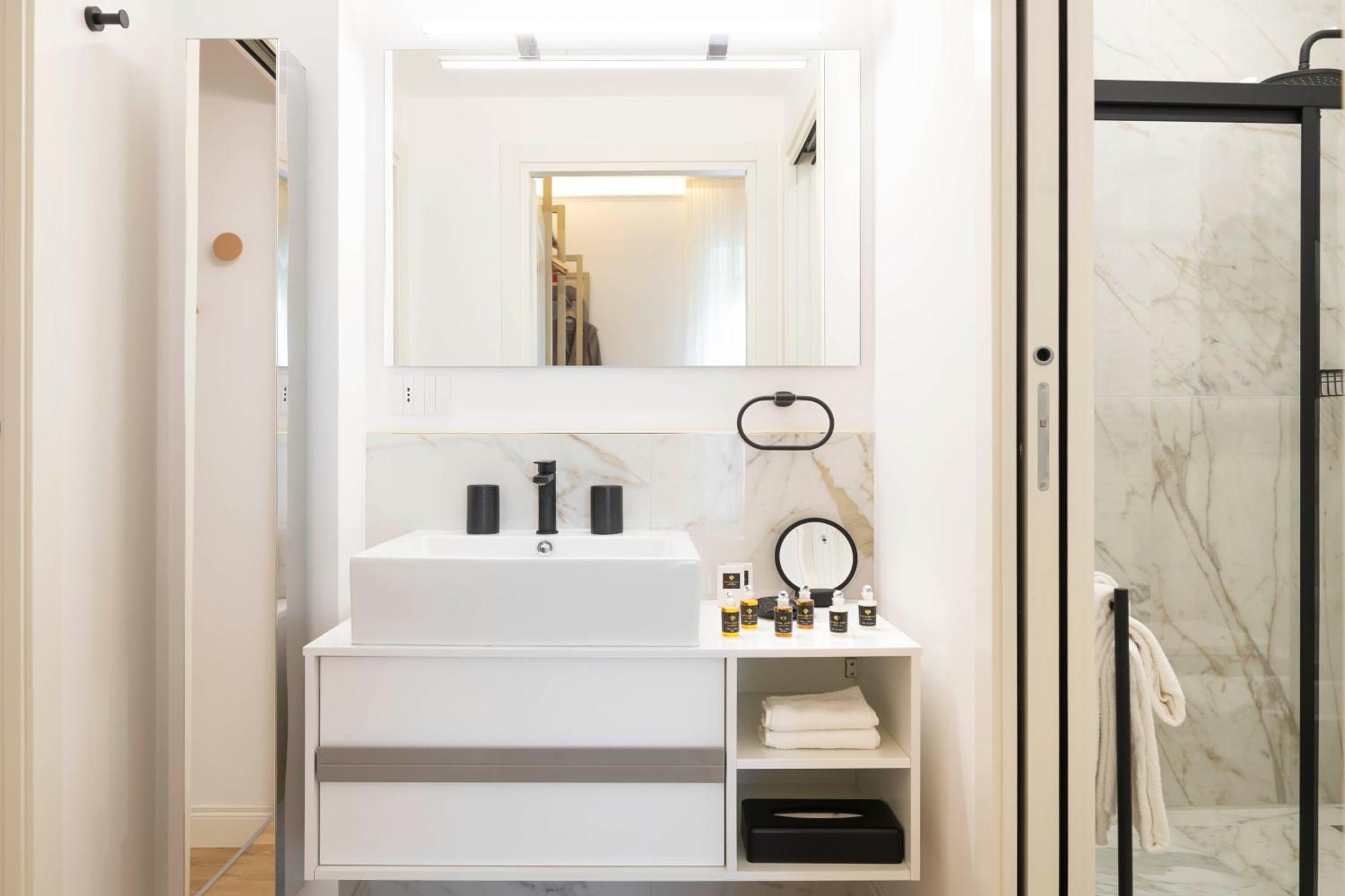 Heart Milan Apartments Duomo Missori Ngoại thất bức ảnh